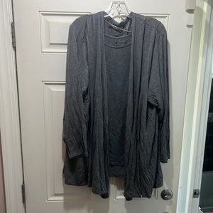 Lane Bryant Grey 2 pc Blouse Set. 26/28